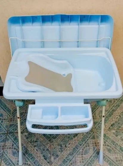 Banheira com trocador 64860949008770121