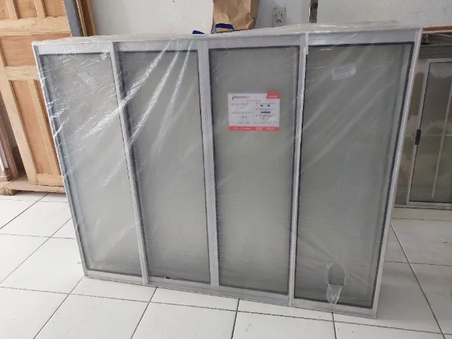 Janela alumínio 1.20x1.50 nova 4 vidros R$ 420,00