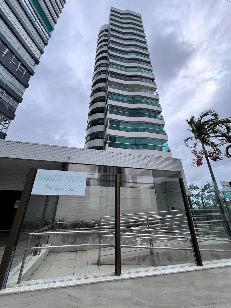 Alto padrão e sofisticação em Petrópolis  Natal/RN Apartamento lindo, decorado e com vista