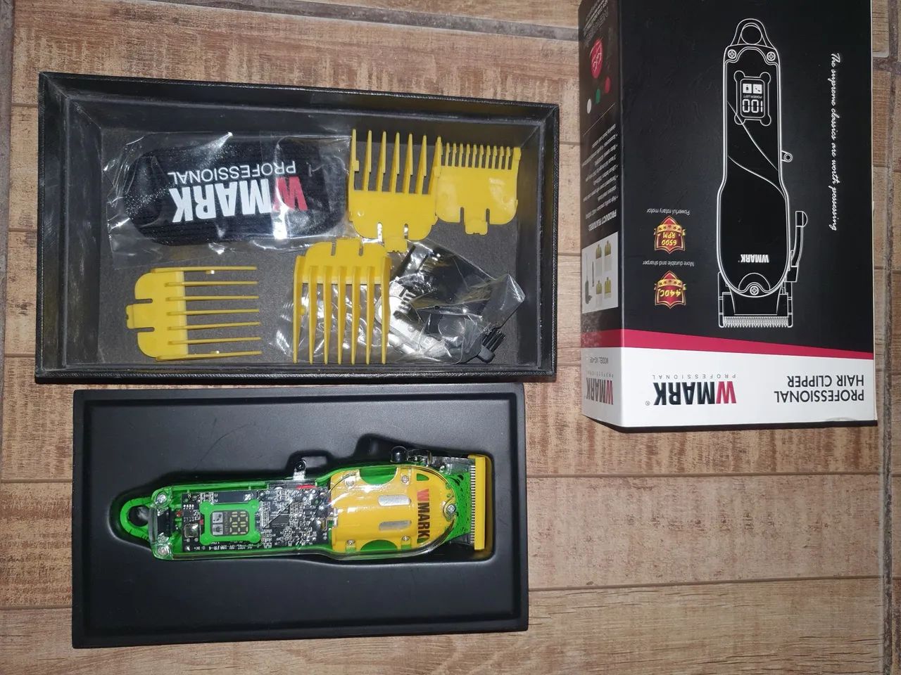 Máquina de Cortar Cabelo Profissional WMARK - Nova