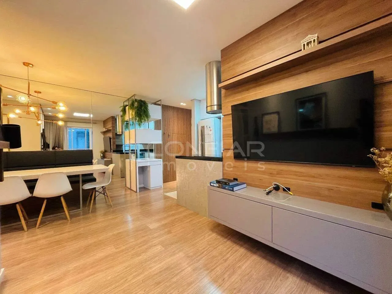 Apartamento mobiliado para locação no Bom Retiro por R$3.200,00 + TAXAS