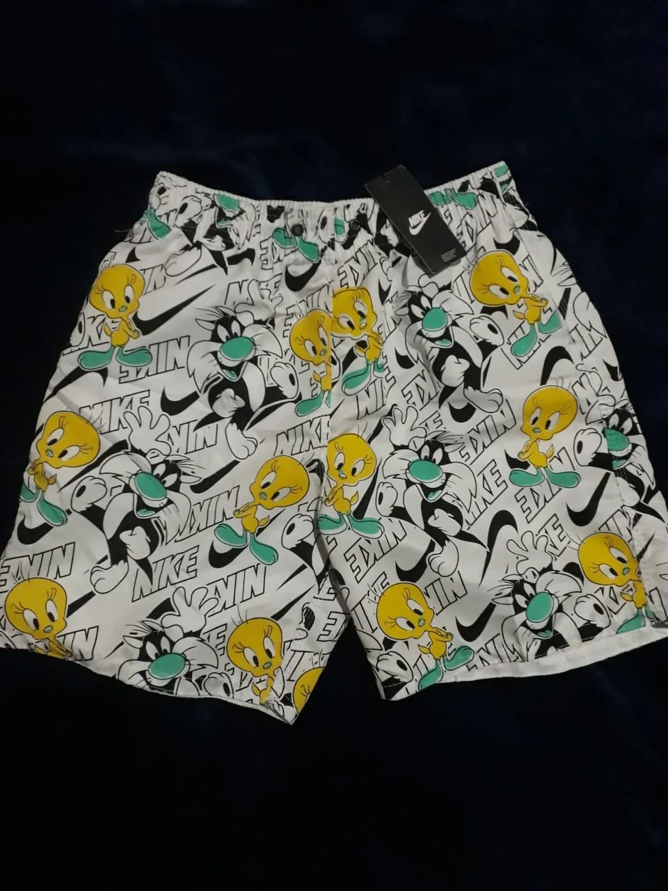 Shorts Nike Looney Tunes
