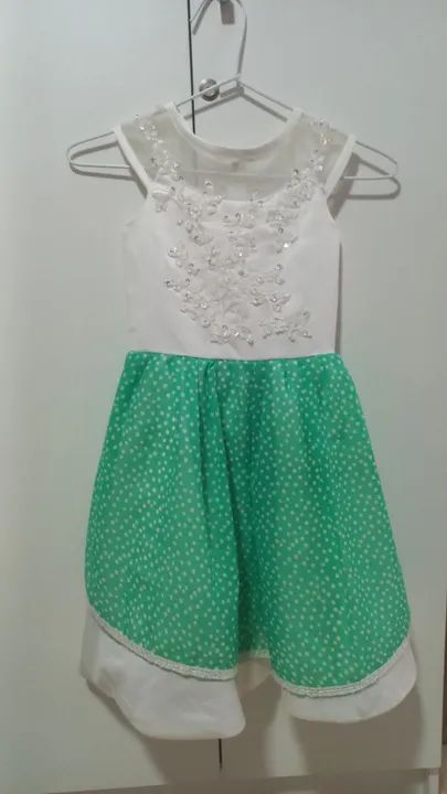 Vestido infantil festa branco e verde