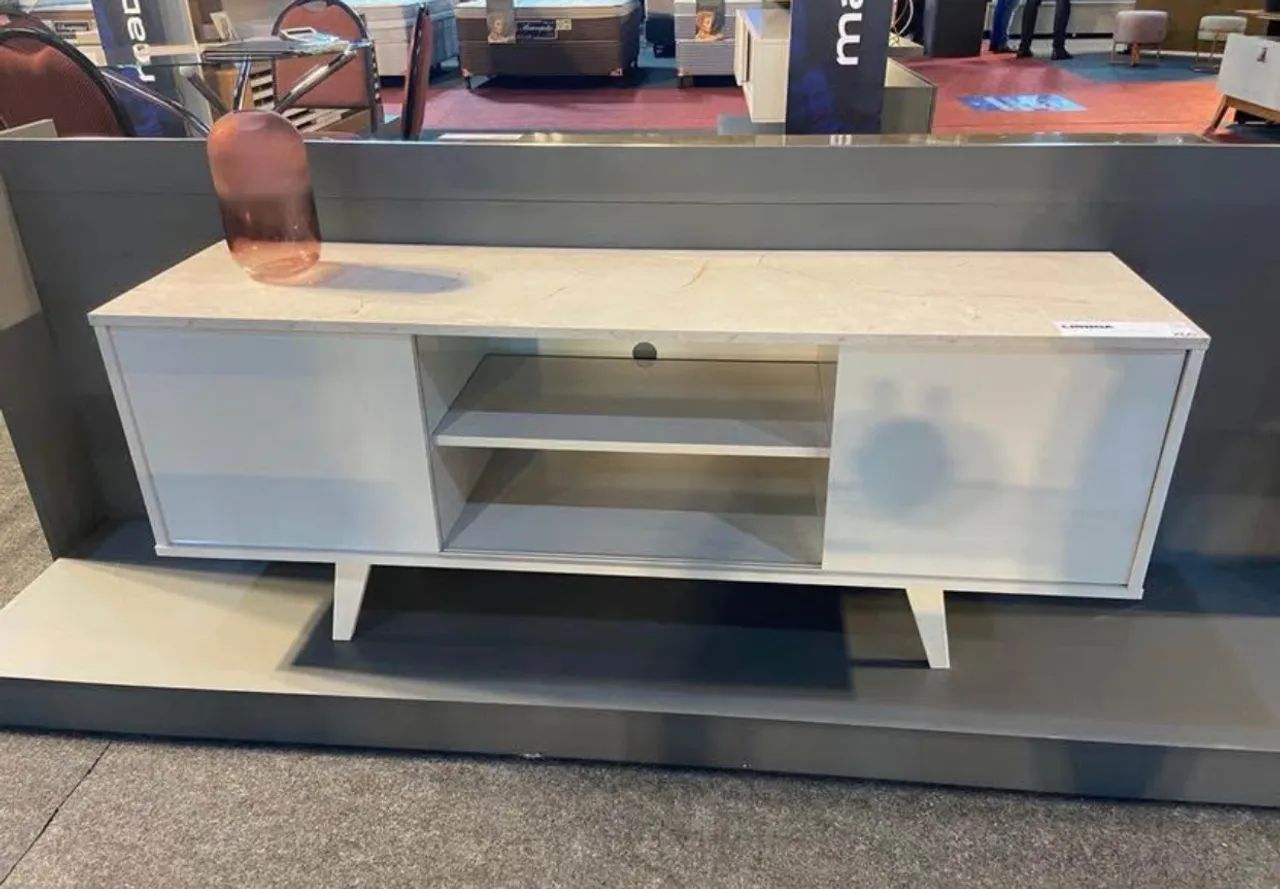 Rack Off White Portas Deslizantes Novo