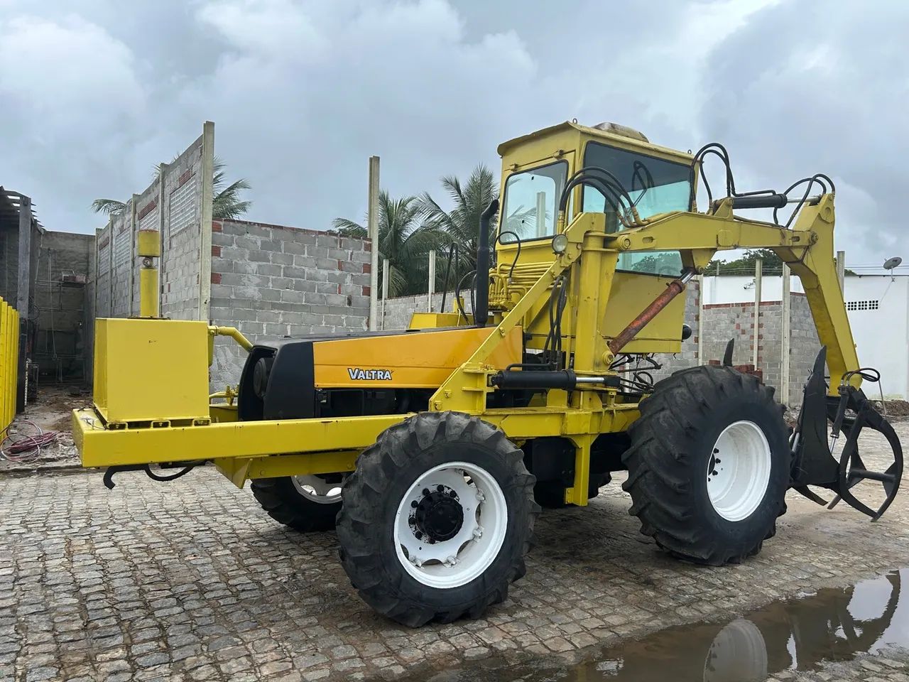 Carregadeira de cana Valtra 1280 - Foto 3