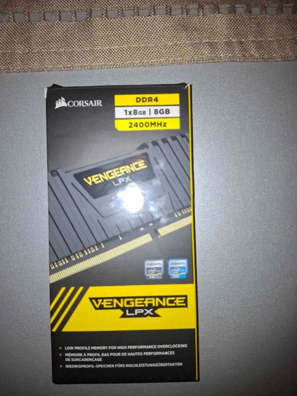 Corsair Vengeance LPX Black 8GBx1 2.4 GHz RAM Memory64396502765699120