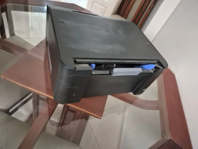 VENDE-SE IMPRESSORA EPSON LX 350 COLLOR USADA COM TAMBORES DE TINTAS CHEIOS SEM USO