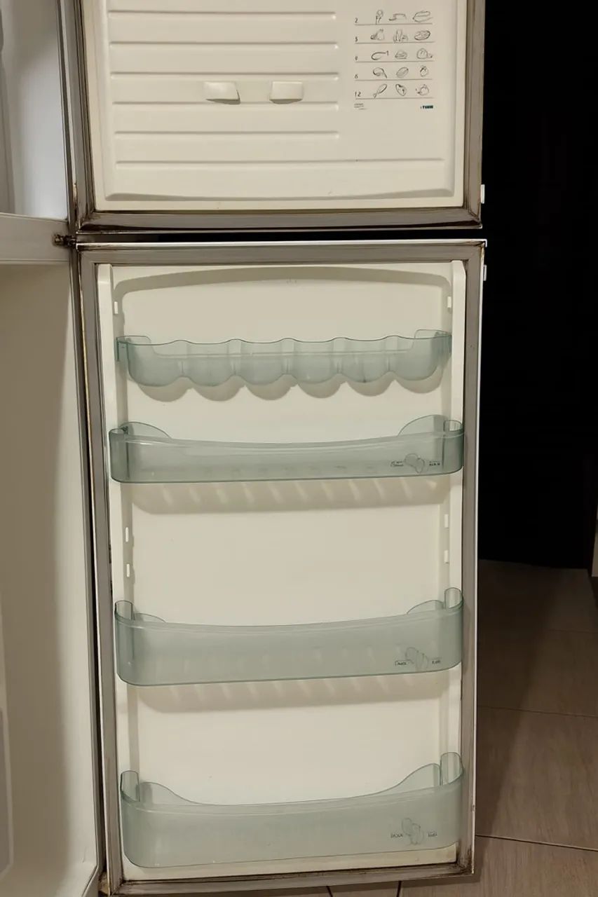 Geladeira DAKO DUPLEX - Foto 2