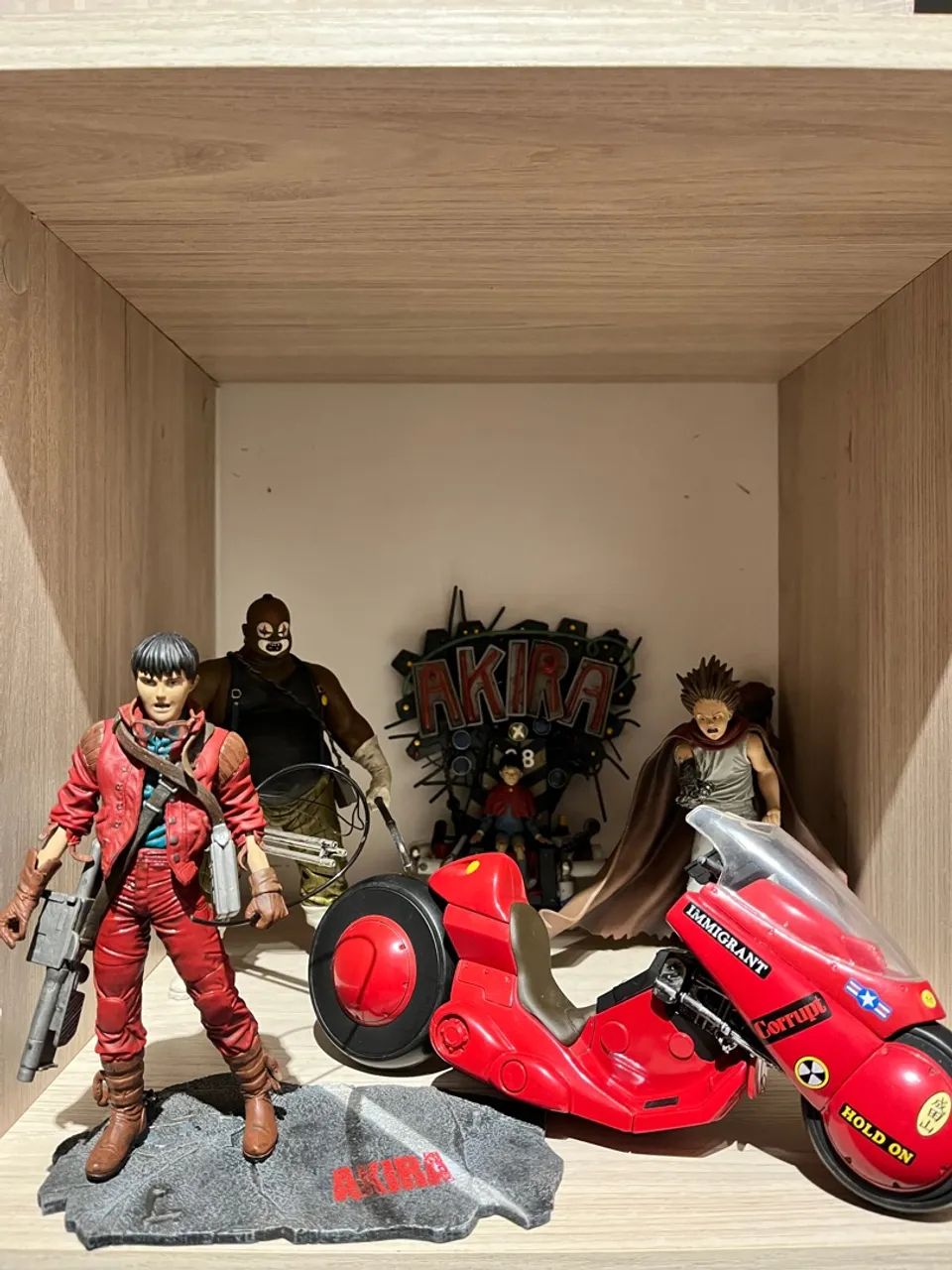 Figuras completas lote Coleção Akira Mcfarlane  - Foto 3