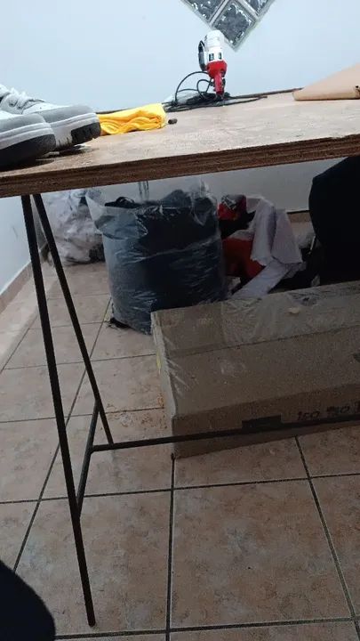 Máquina de corte bem conservada, mesa de corte 1,60 por 2,20 mais cavaletes - Foto 4