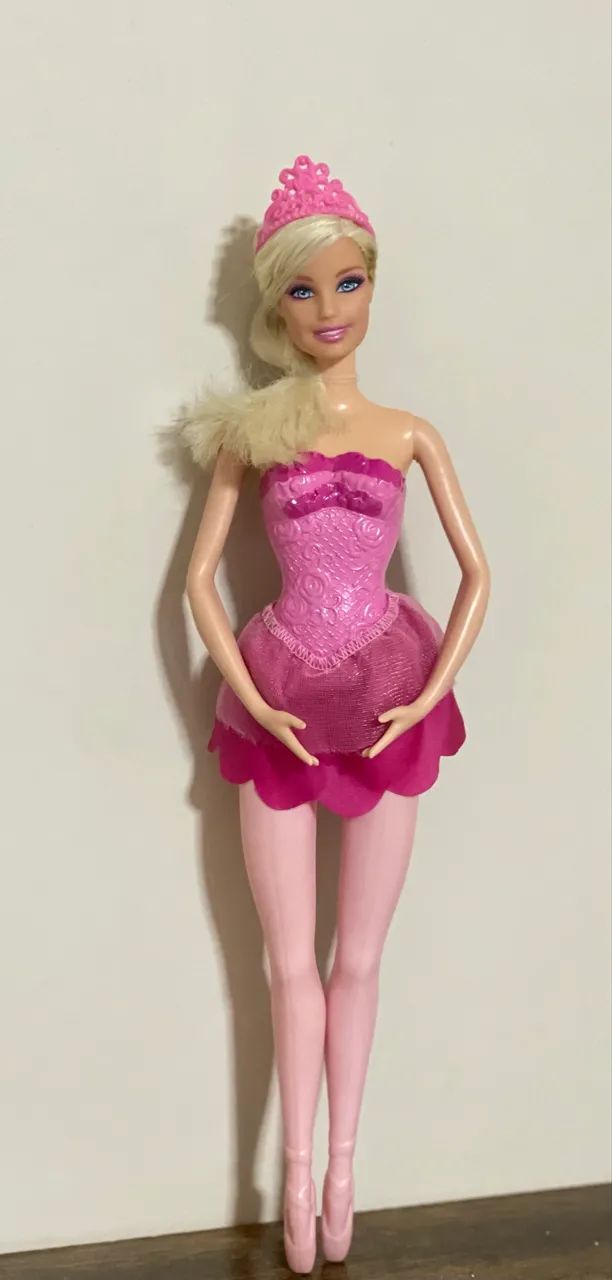 Barbie Bailarina Kristyn Barbie e as Sapatilhas Mágicas (2013