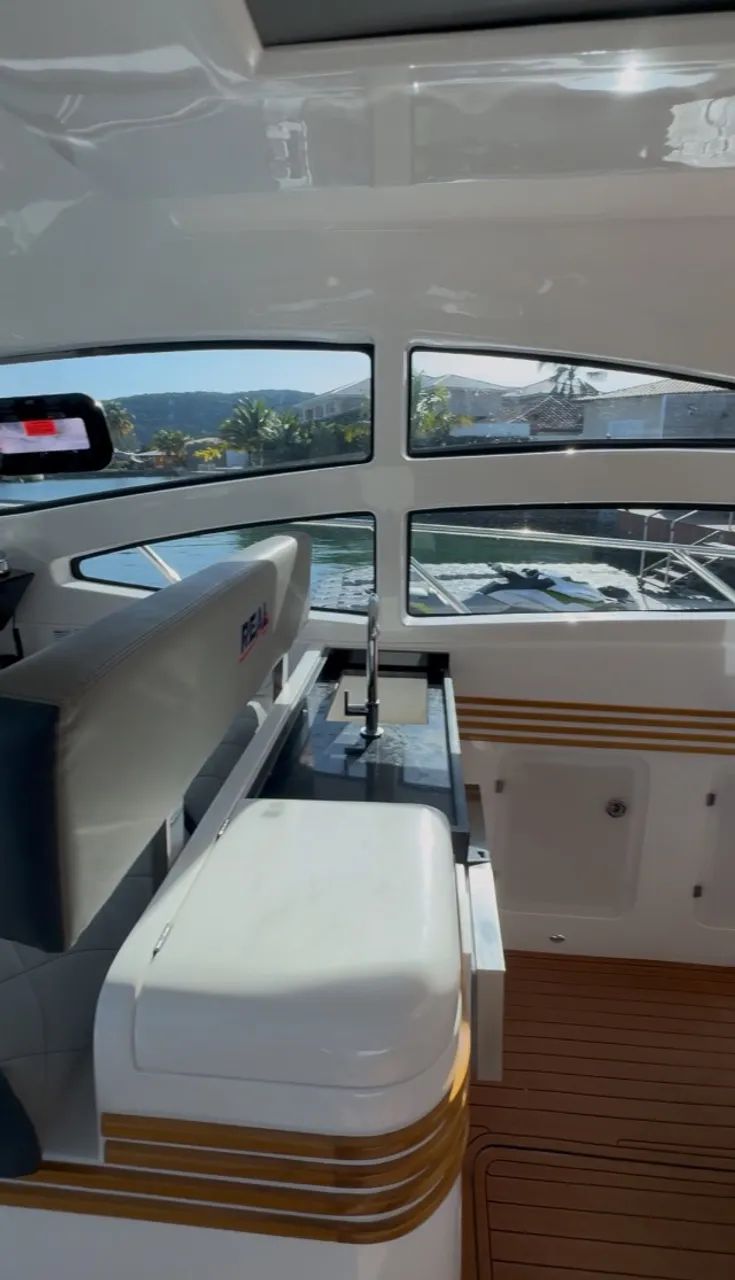 Lancha Real 40 Fly Cummins 380HP Diesel - Foto 9