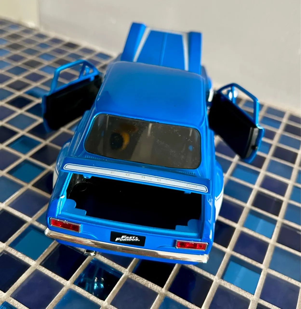 Miniatura Ford Escort RS 2000 de Brian O'Conner, do filme "Velozes e Furiosos" - Foto 4