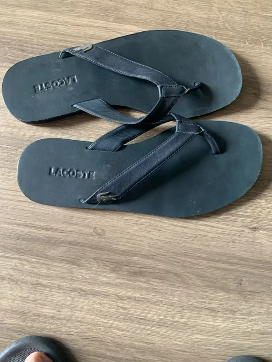 Sandálias Lacoste Preta