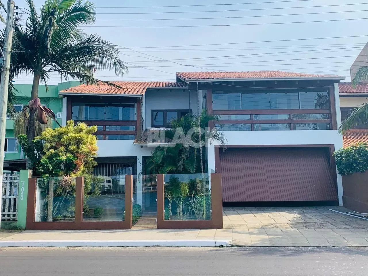 Casa de 04 dormitórios para locação | Centro em Torres, RS