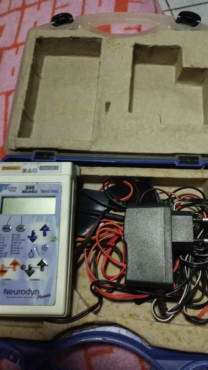 Neurodyn Portable TENS/FES - Aparelho de Fisioterapia