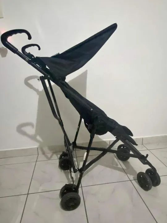 Vendo carrinho guarda-chuva!! - Foto 3