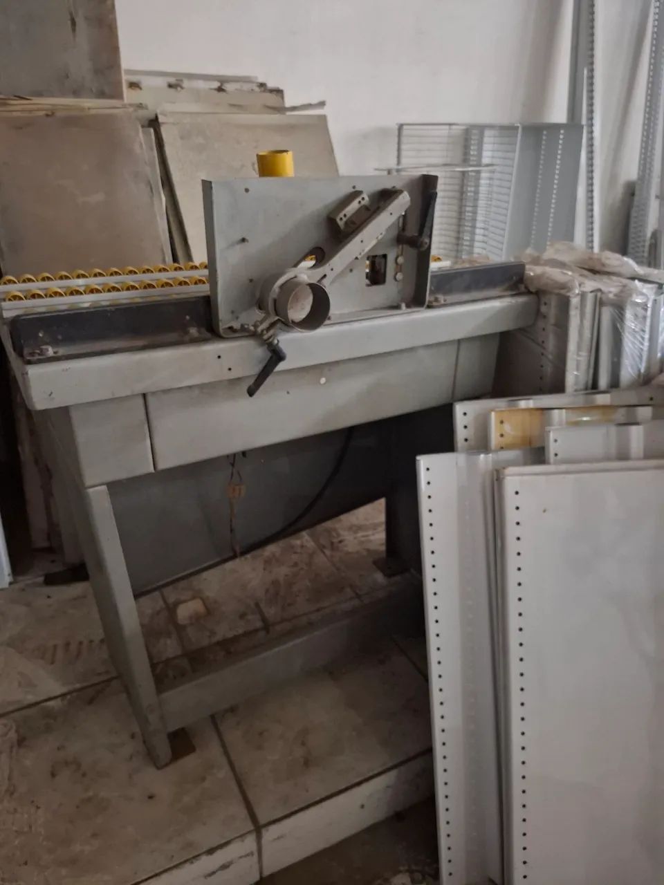 Maquina refiladeira 