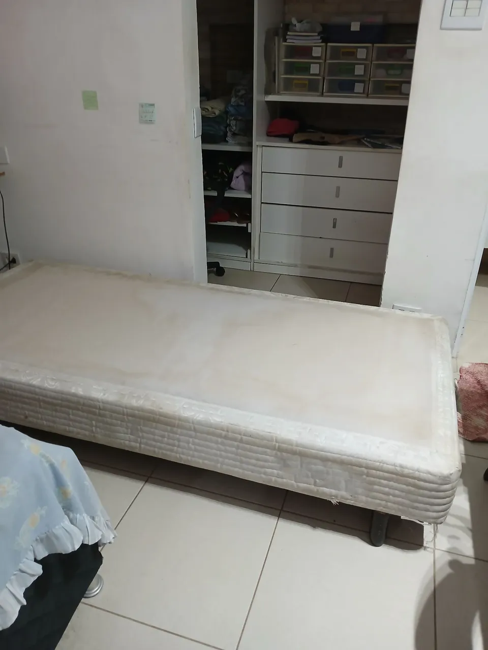 Base de cama solteiro
