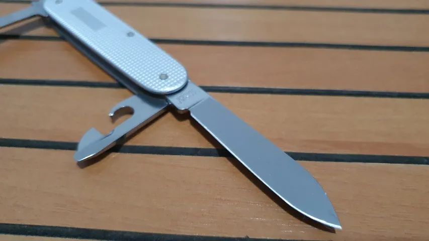 Canivete Suíço Victorinox Cadet Alox Prata - Foto 4