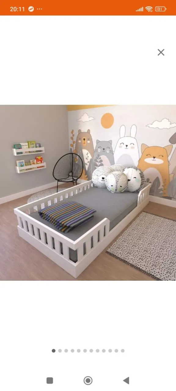 Cama infantil com grade de proteção