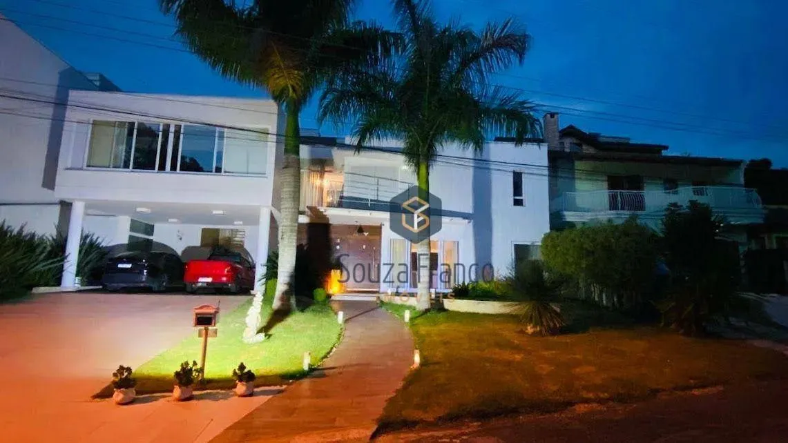 Sobrado com 3 dormitórios à venda, 580 m² por R$ 4.500.000 - Centro - Mogi das Cruzes/SP