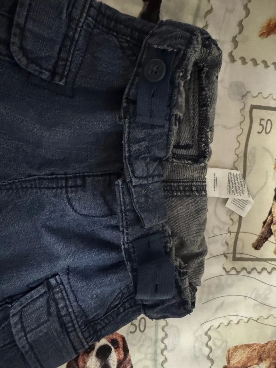 Conjunto Infantil Carter's: Camiseta Leão e Shorts Jeans - Foto 2