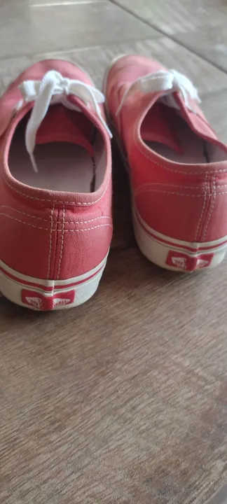 Tênis Vans vermelho 36