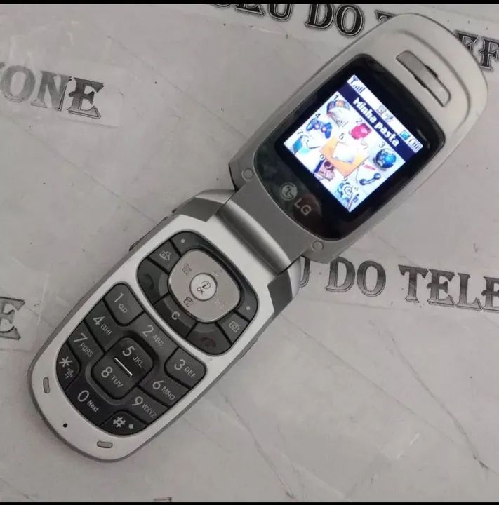 LG MG220 celular antigo RELIQUIA Flip pequeno RELIQUIA  - Foto 6