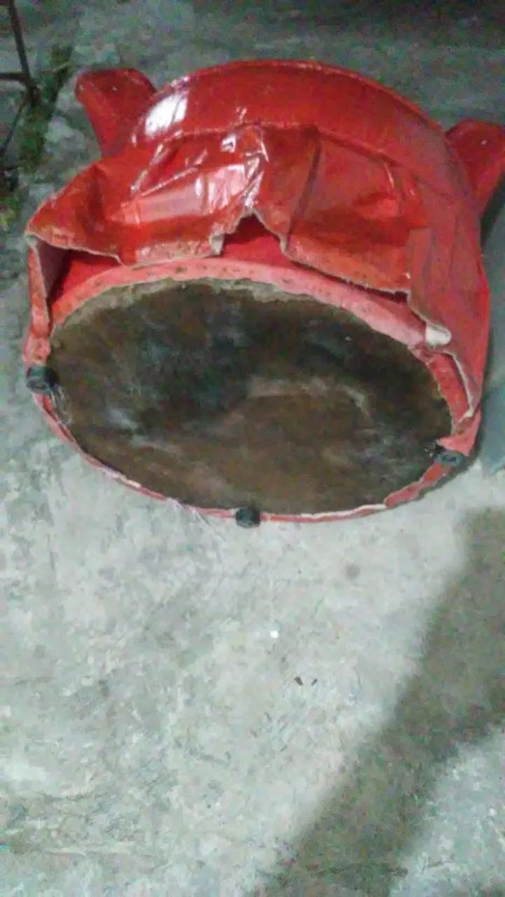 Poltrona vermelha em ótimo estado - Foto 3