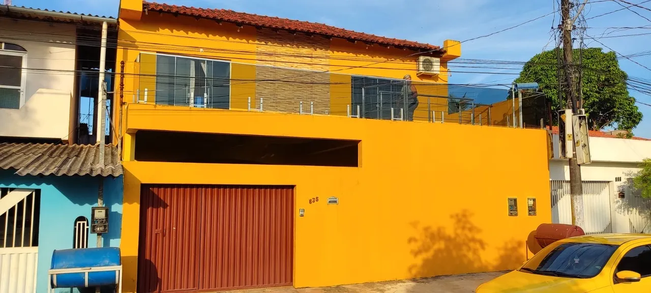 Vendo casa com excelente localização