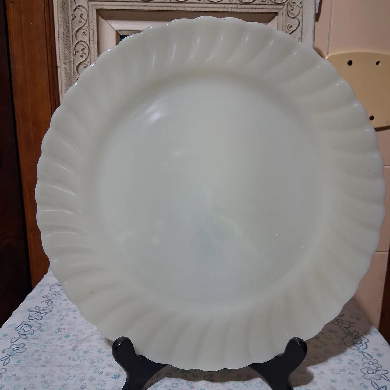 Prato colorex para bolo, 30.5 cm de diâmetro. 