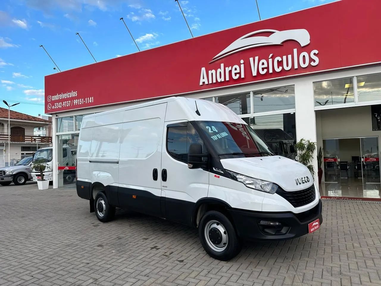 Iveco Daily 30 160 3.0 Longa Teto Alto (Diesel) Completa 2024