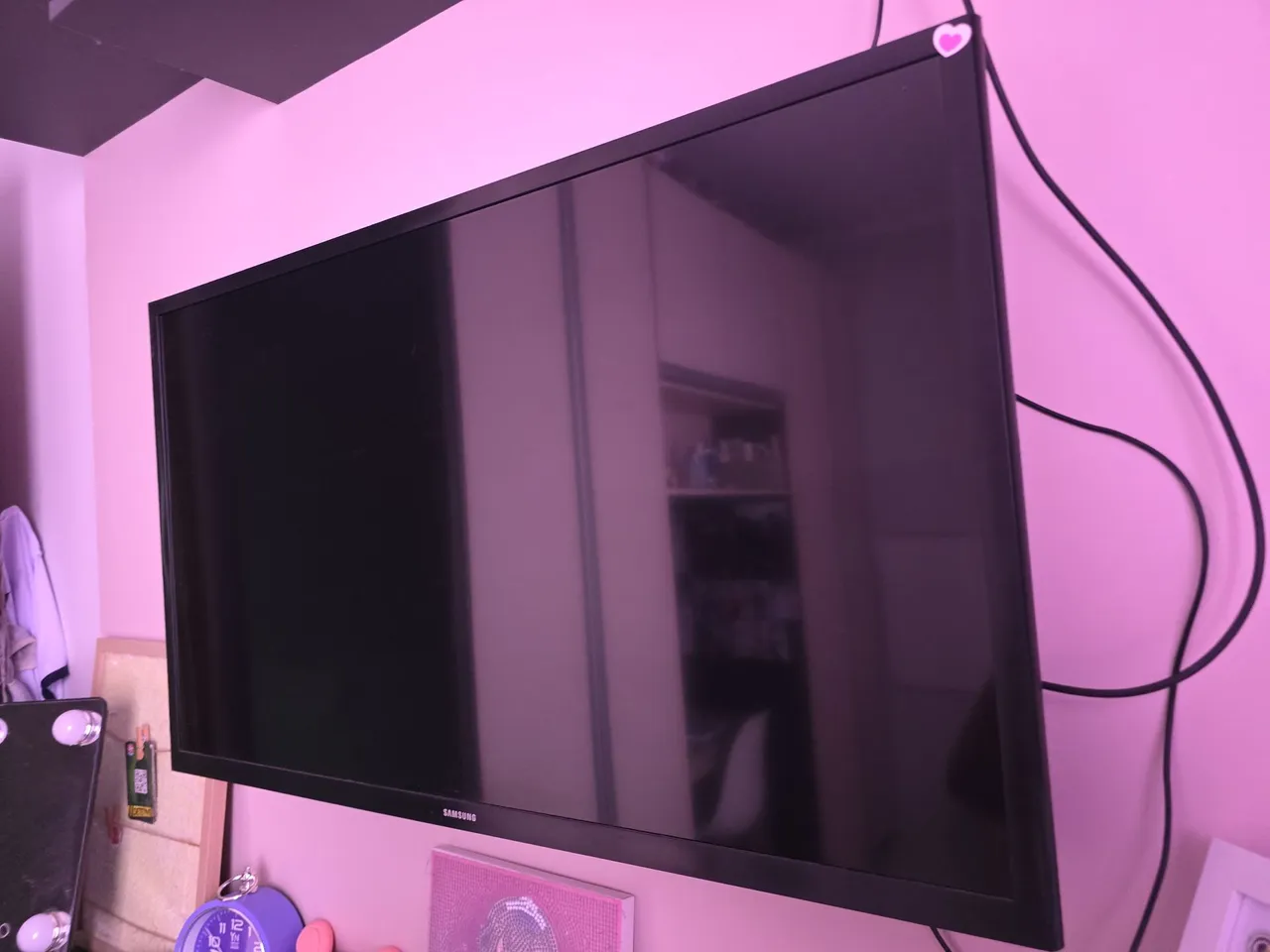 TV Samsung Tela Plana - Ótima Qualidade de Imagem