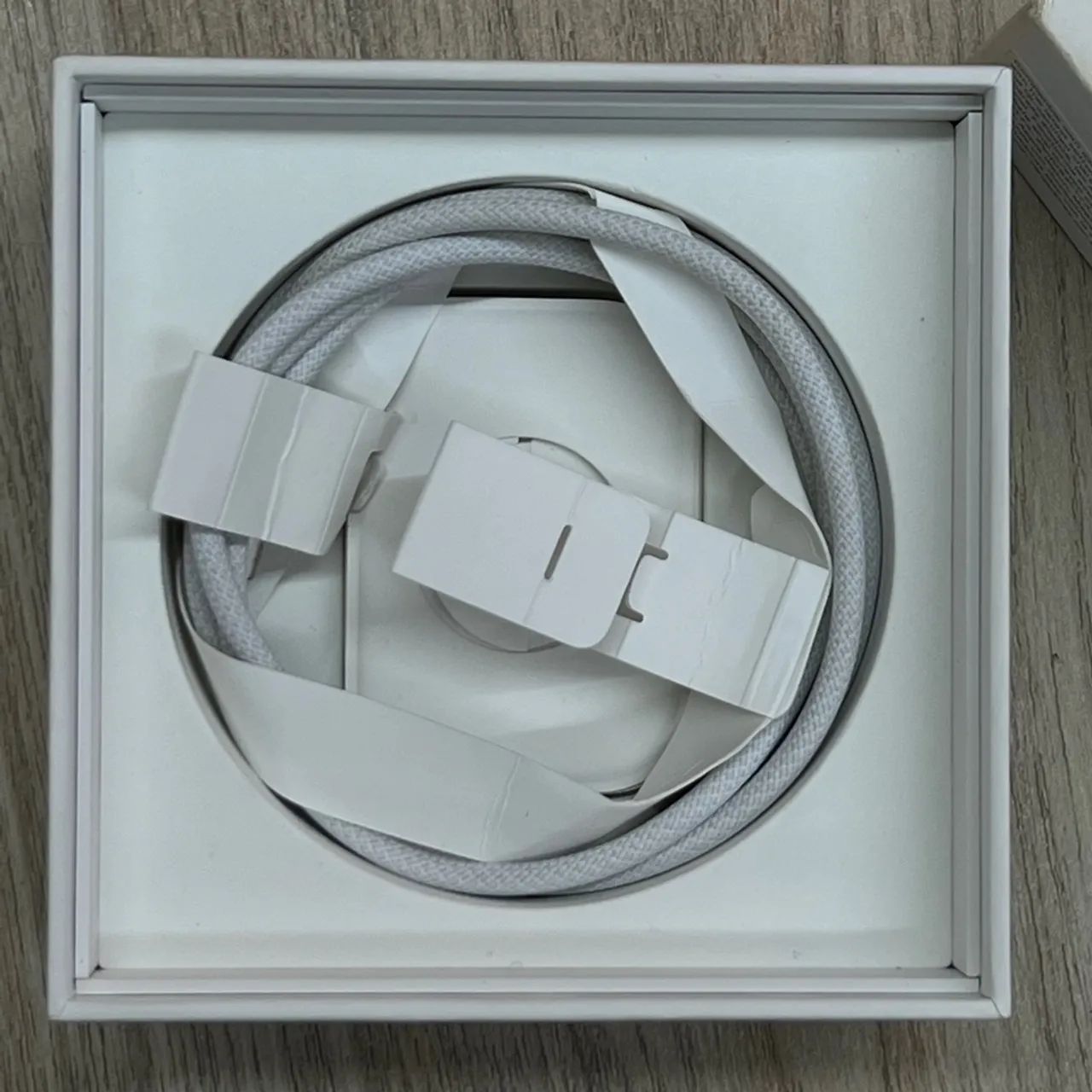 AirPods Pro 2a geração usb-c - Garantia Apple até outubro 2025 - Loja física  - Foto 4