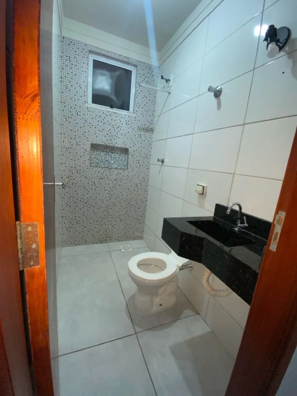 Alugo Casa