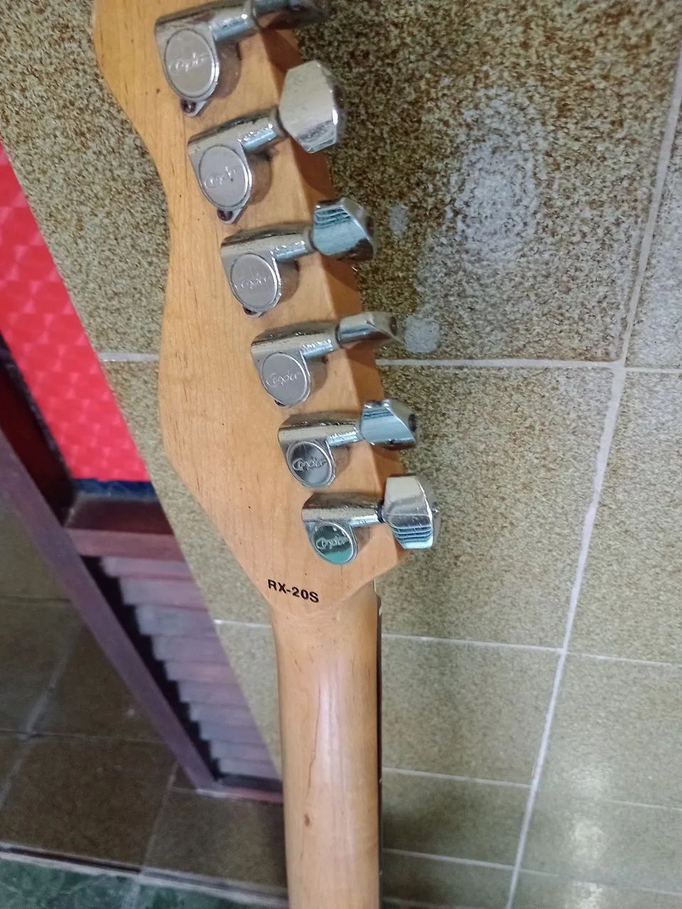 Ótima guitarra  - Foto 4