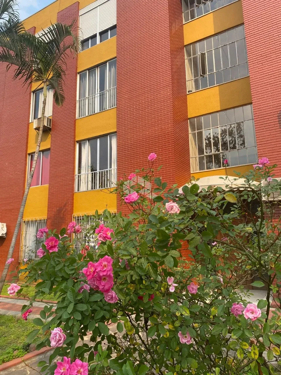 Apartamento à venda, 3 dormitórios, 88m² privativos, av Sertório