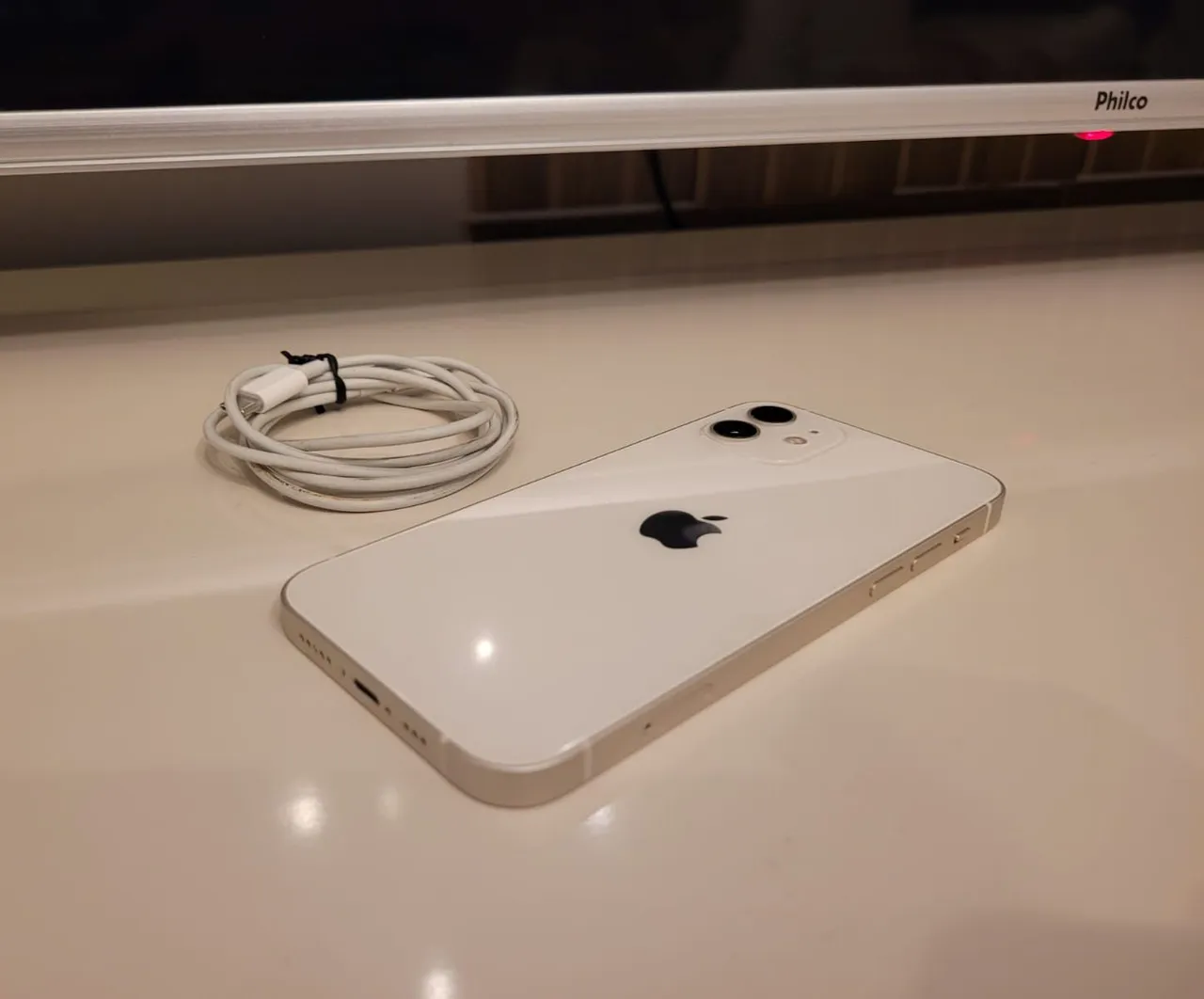 iPhone 12 Branco 64GB NOVO - até 12x no cartão