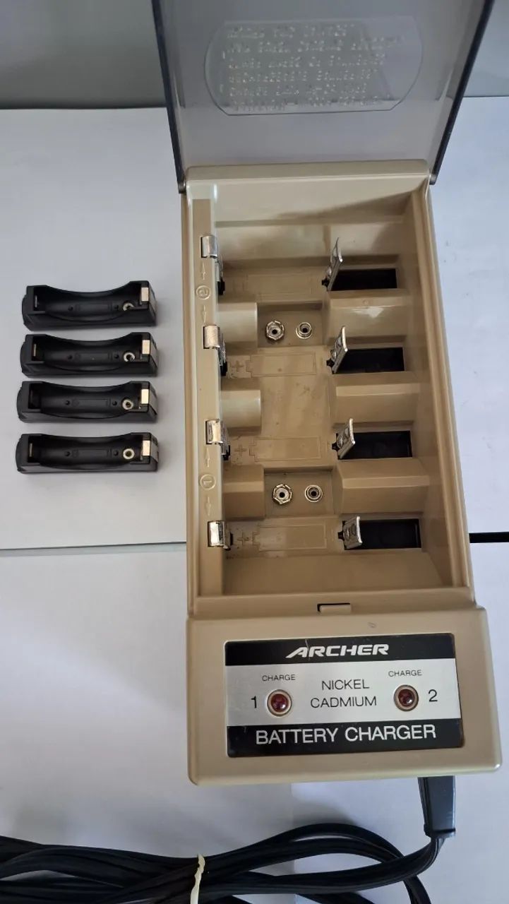 Carregador de pilhas PREMIUM Radio Shack - Foto 4