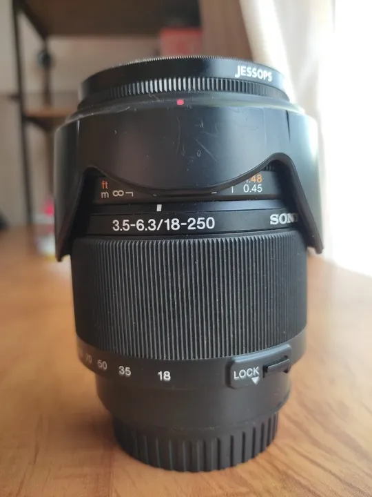Lente Sony 18-250 mm