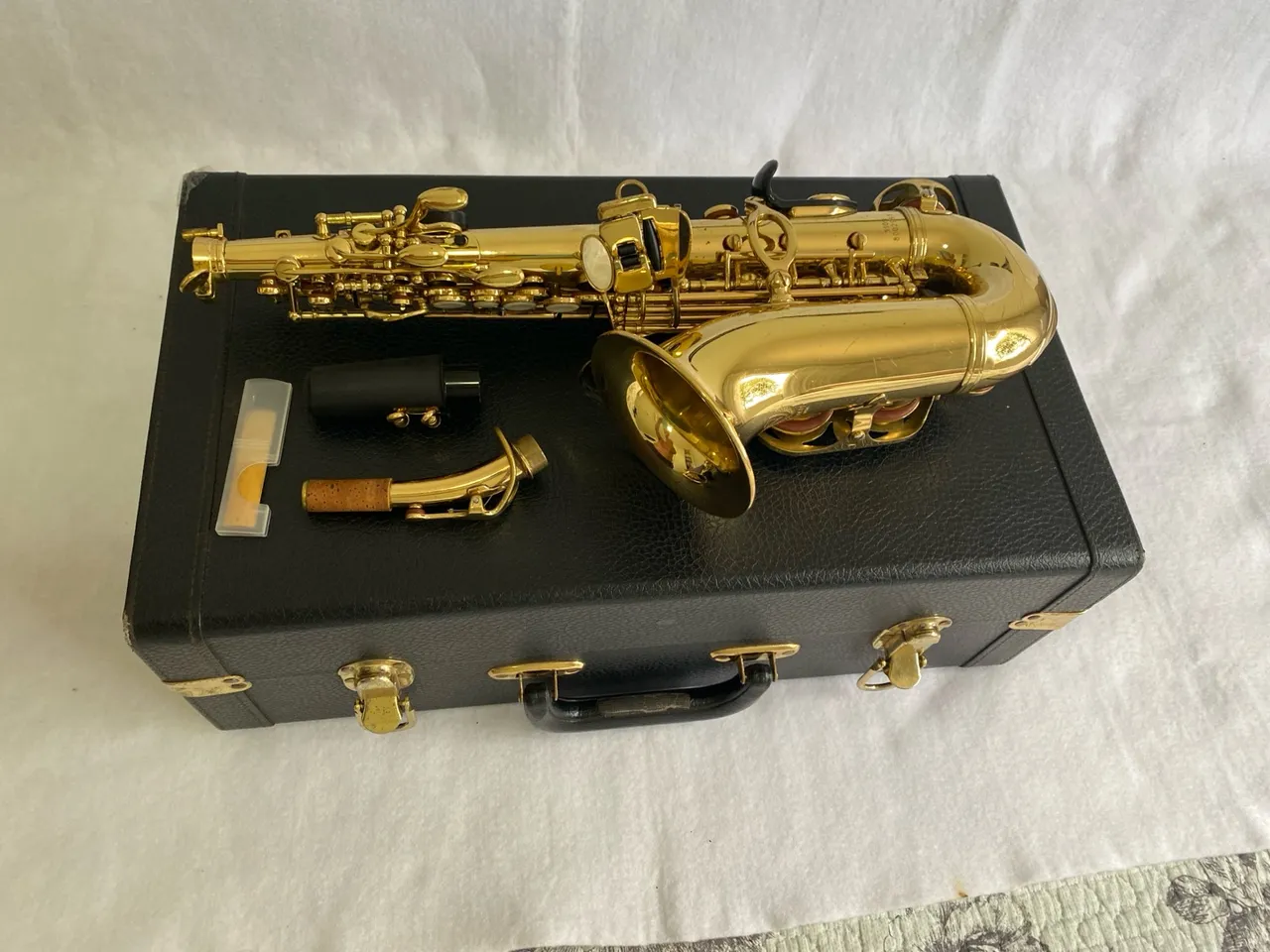 Saxofone Soprano Curvo Marca Eagle