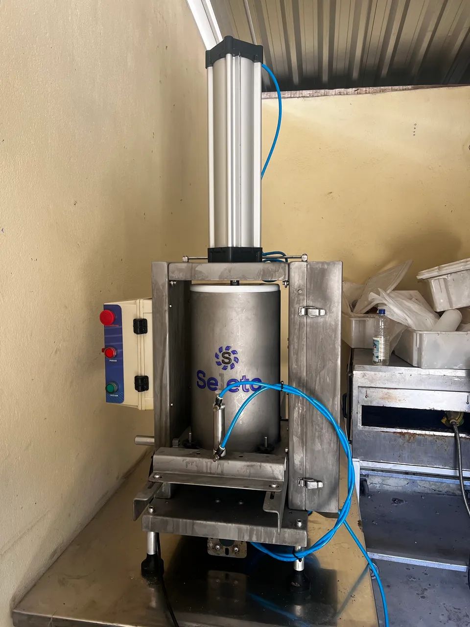 Máquina modeladora de hambúrguer  FB700 - Foto 3