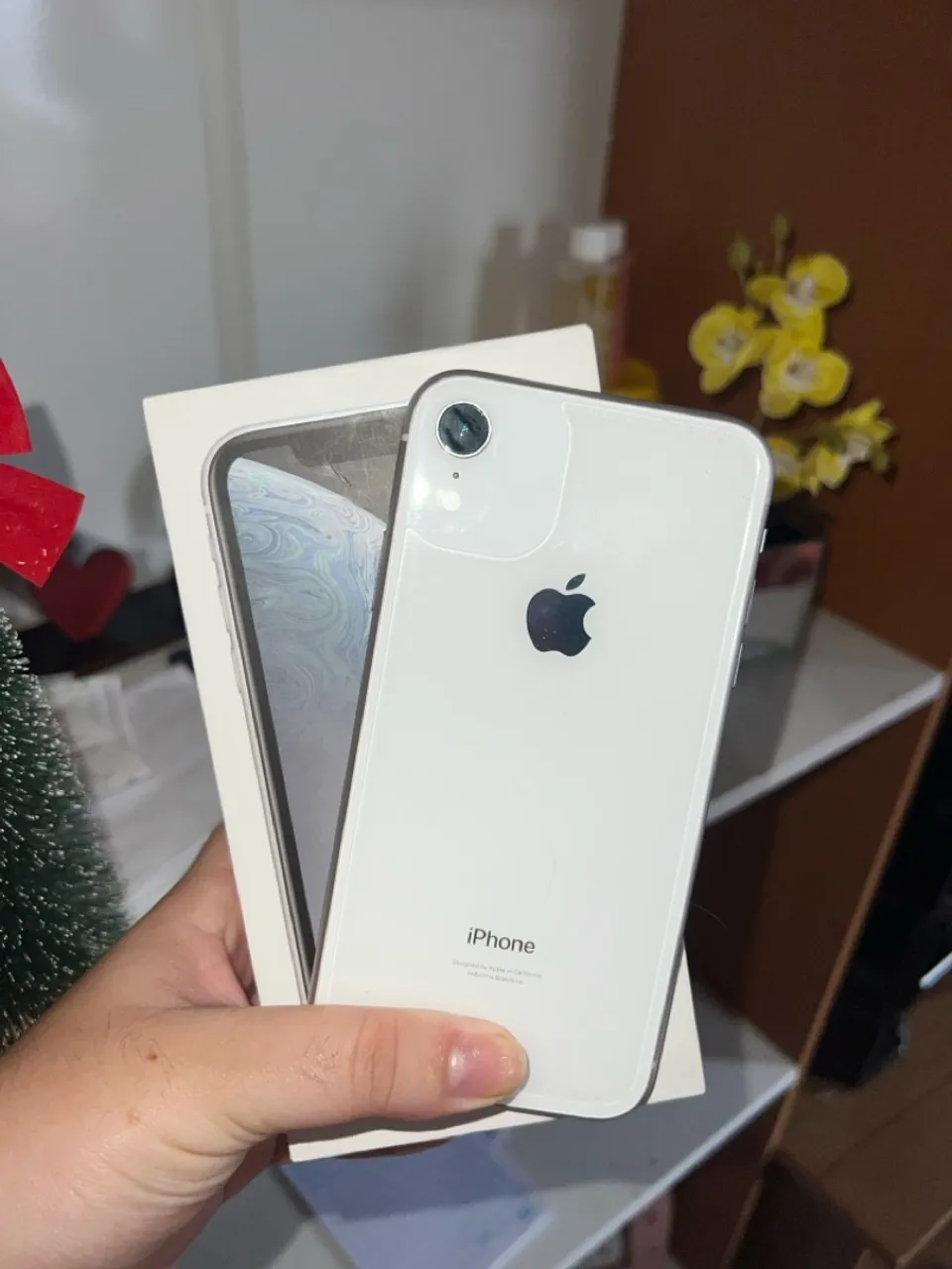 iPhone XR Branco - 128GB - Novo