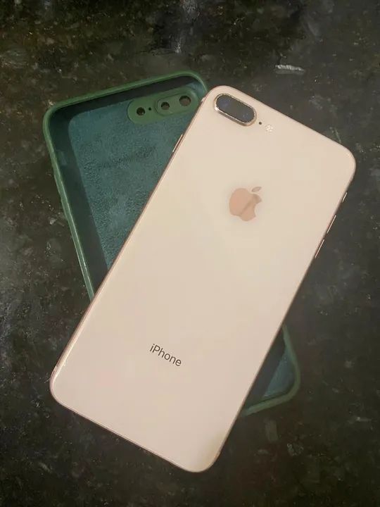 iPhone 8 Plus Gold 64GB - Seminovo