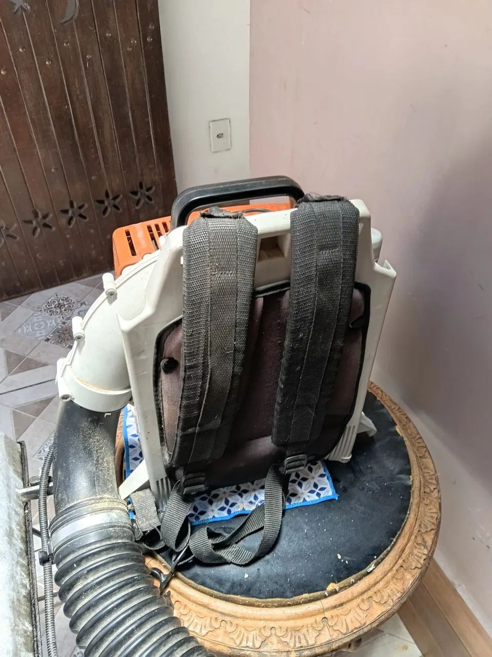 Soprador de folhas a gasolina STHIL BR 420 pouco usado - Foto 2