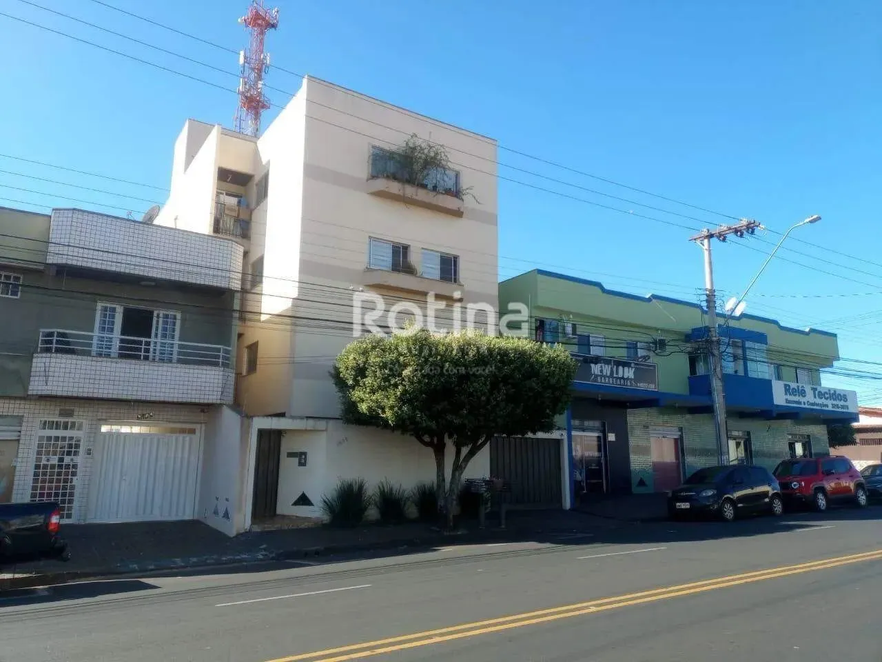 Apartamento para alugar, 3 quartos, Santa Mônica - Uberlândia/MG - Rotina Imobiliária