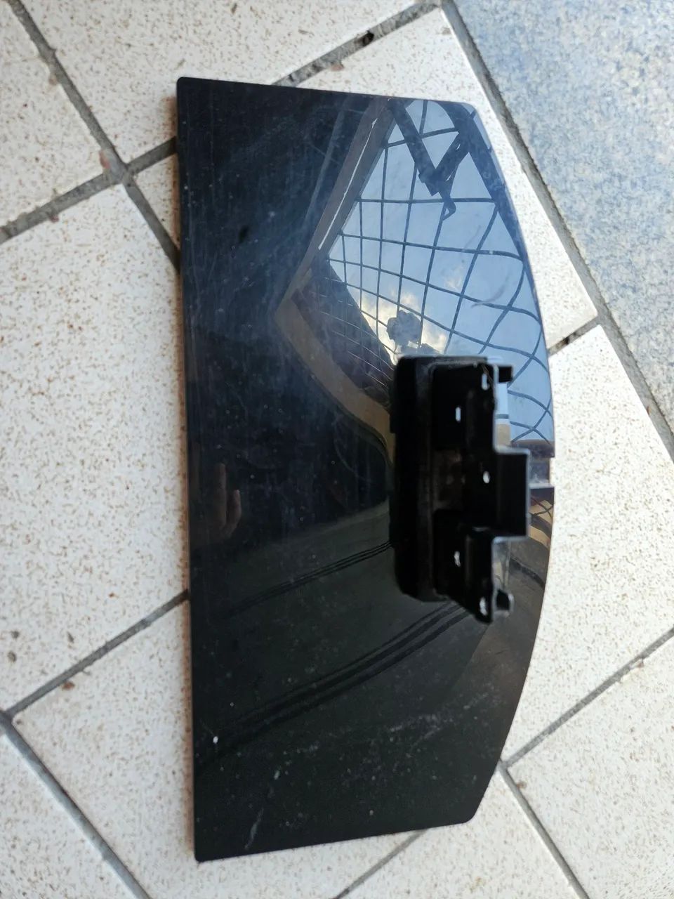 Base original tv sony modelo Kdl-32bx305<br>