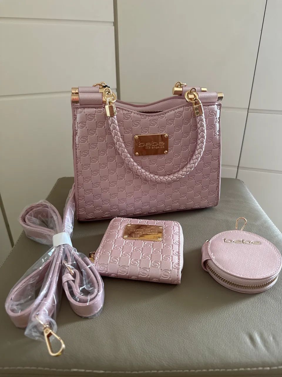 Bolsa em Couro Bebe - Rosa Claro com Acessórios - EUA