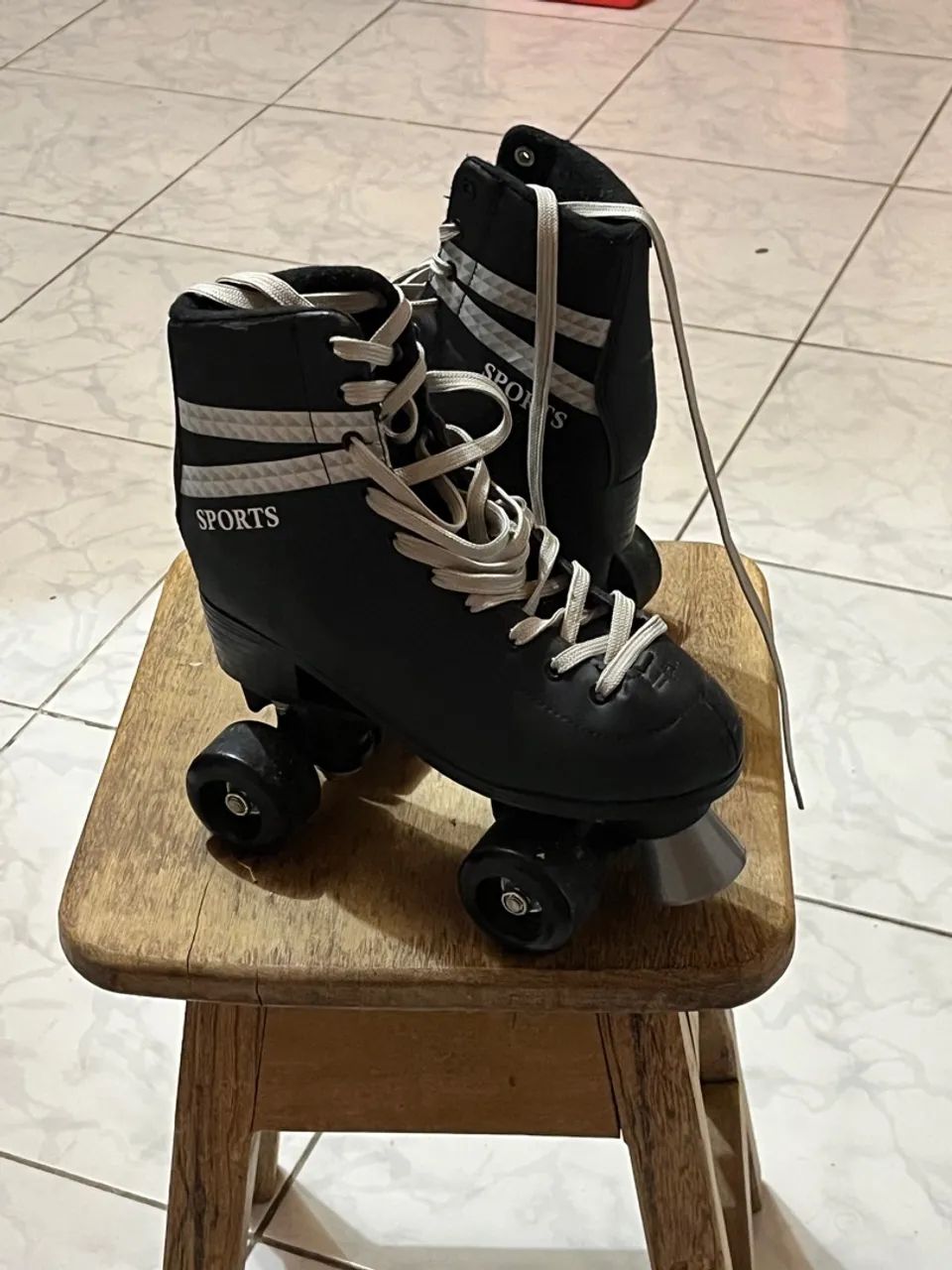 Patins Roller Quad Preto com freios - Foto 2